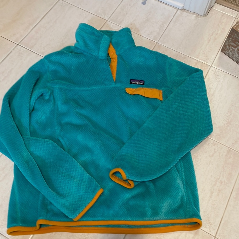 Patagonia Women’s Fleece Size Large